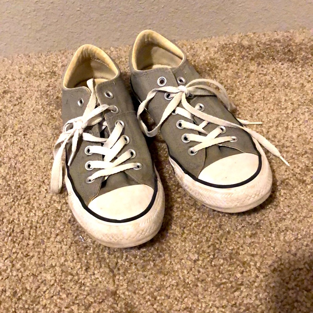Women’s converse shoes